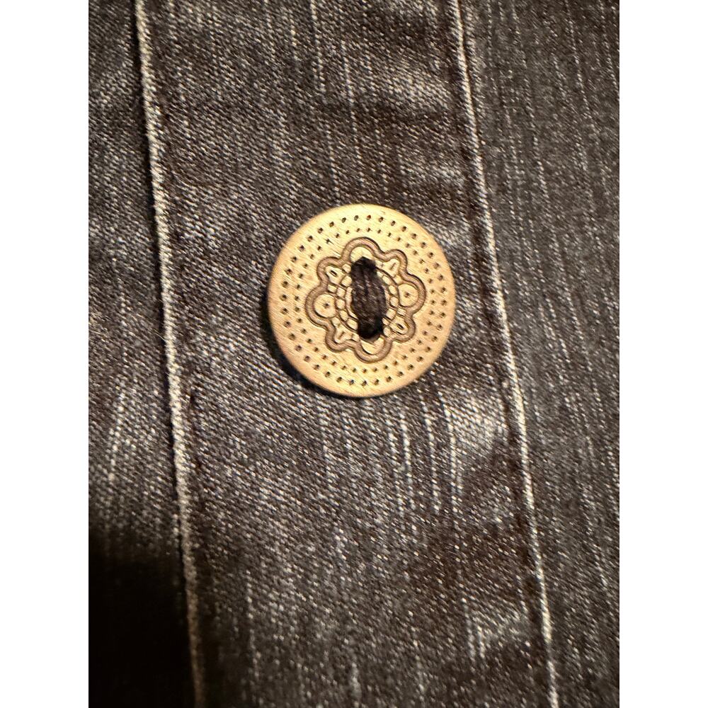 Denim butterfly applique jacket - Picture 6 of 8